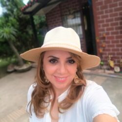 Adriana Luz